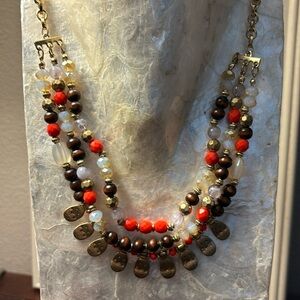 Three tiered costume piece necklace, good condition multicolored